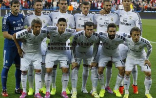 熊猫体育-曼城锁定哈维-西蒙斯为备选目标，应对切尔基争夺战潜在变数